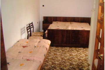 Słowacja Chata Veľké Lovce, Zewnątrz